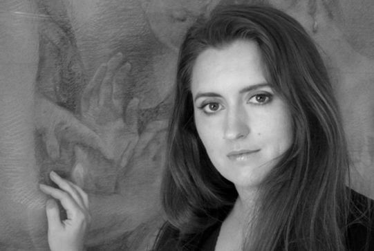 Sophie de la Villefromoit née un crayon au bout des doigts