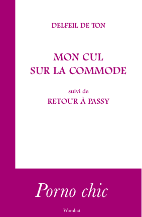 Cul sur la commode