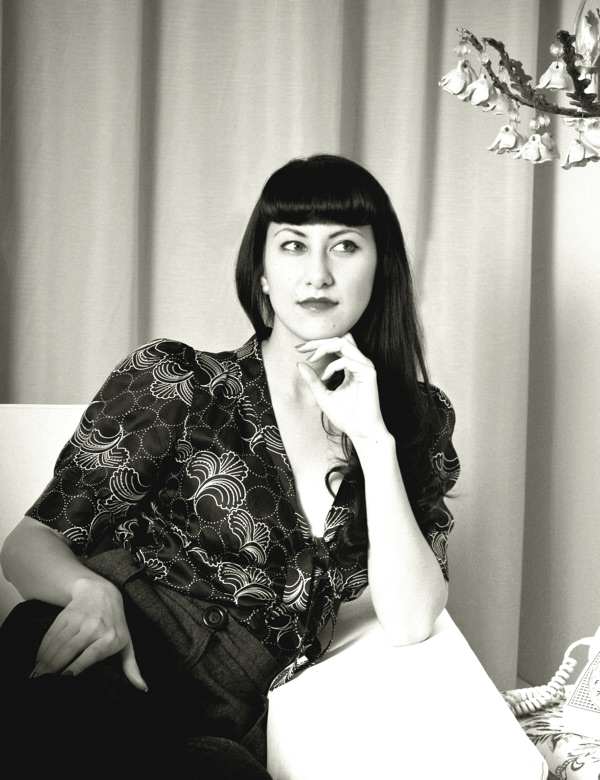 Maly Siri - Pin Up Art