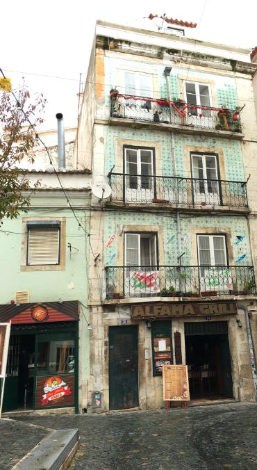 ALFAMA - LISBONNE