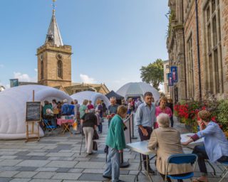 Festival littéraire de Guernesey, du 10 au 14 mai 2017 à Saint-Pierre-Port (Guernesey)